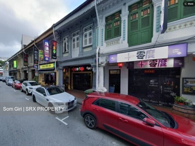 Busy Jalan Besar fnb | fitted up kitchen | Cheap rental   (D8), Retail #582484101